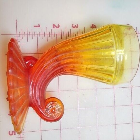 Jeannette Glass Amberina Horn of Plenty Vases Cornucopia Vintage Set Of 2 - Picture 9 of 9